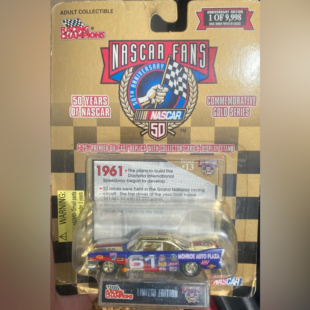 Racing Champions 1961 Wendell Brider 61 Gold Series NASCAR 1:64 Diecast